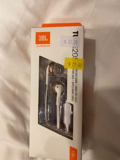 (Category: ) located in . Submitted by pinkcarpenter (Listing ID 1124847332, Image 1). Description: .