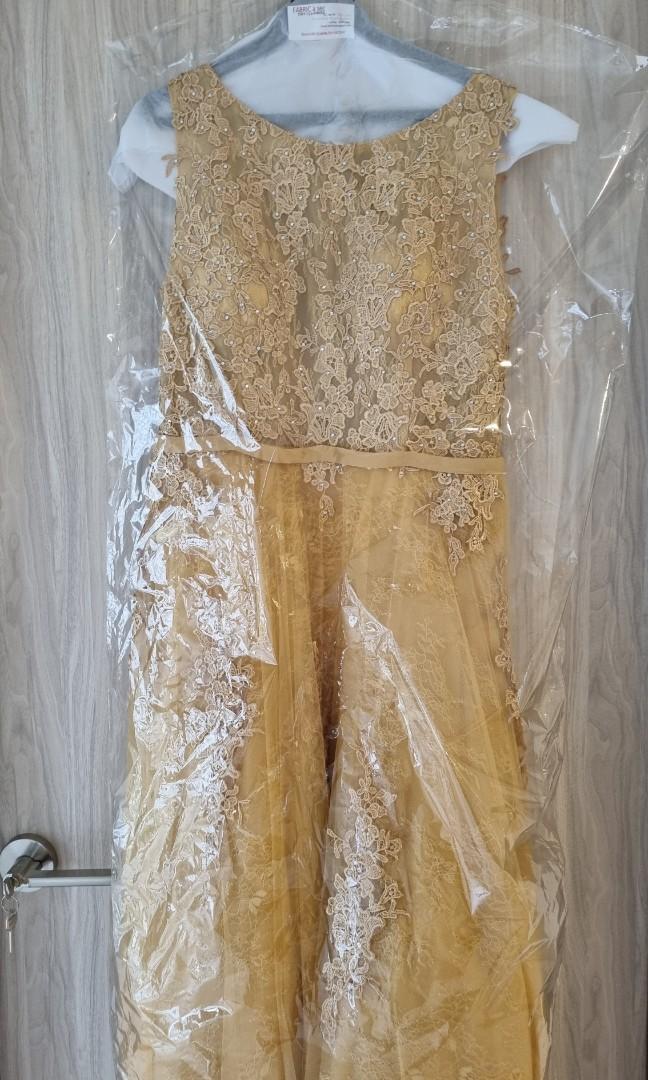 Gold lace hotsell dress uk