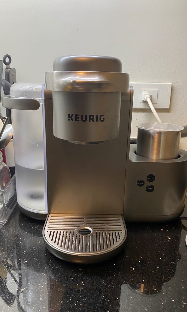 Keurig with frother (110v), TV & Home Appliances, Kitchen Appliances