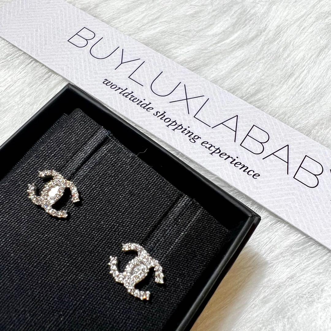 Mini shop cc earrings