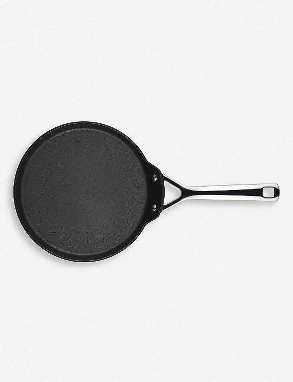 LE CREUSET Toughened nonstick aluminium crepe pan 24cm, Furniture