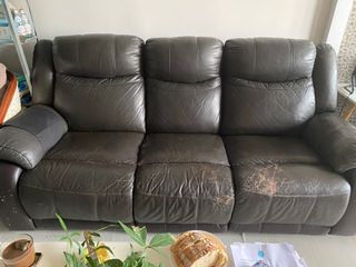 (Category: ) located in . Submitted by lizar67 (Listing ID 1124906768, Image 1). Description: .