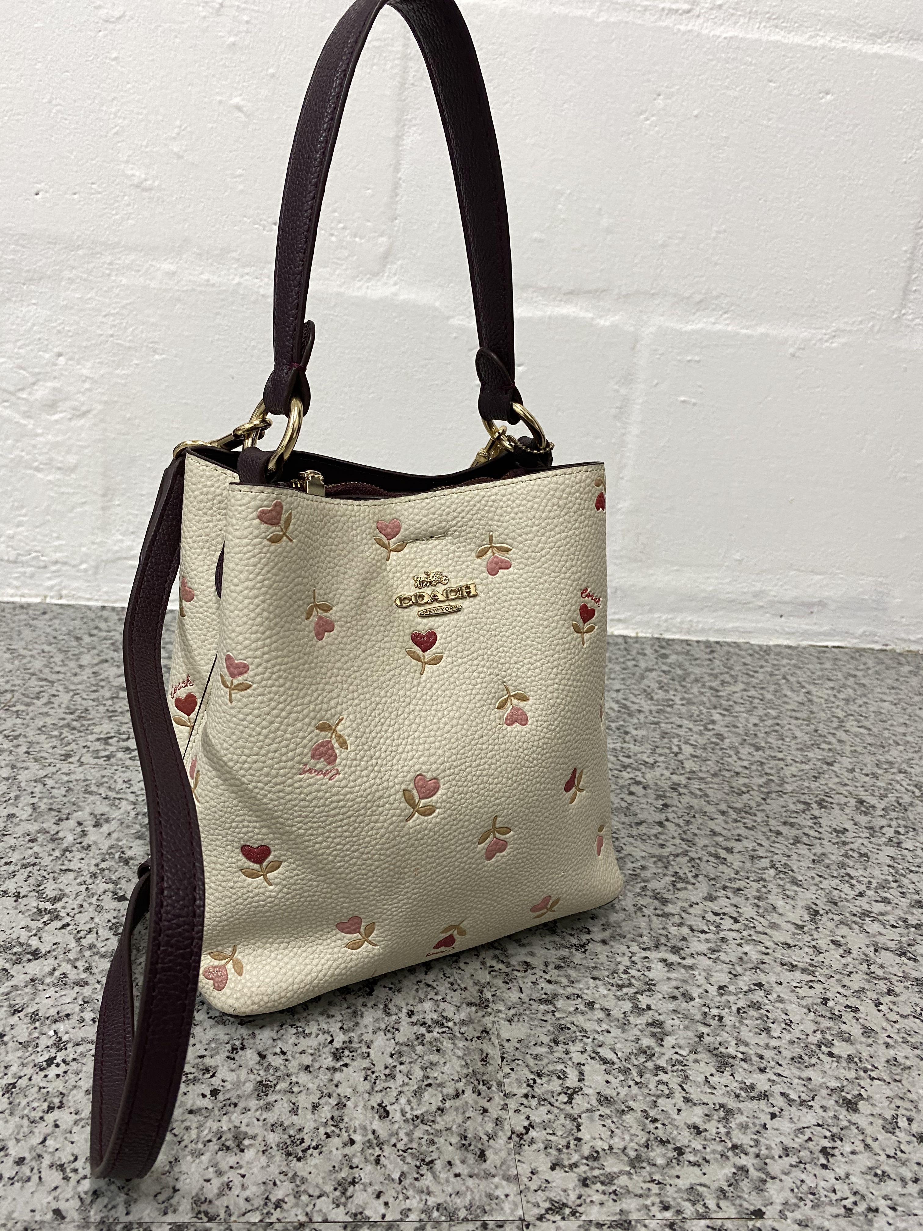 COACH OUTLET® | Teri Shoulder Bag With Mini Vintage Rose Print