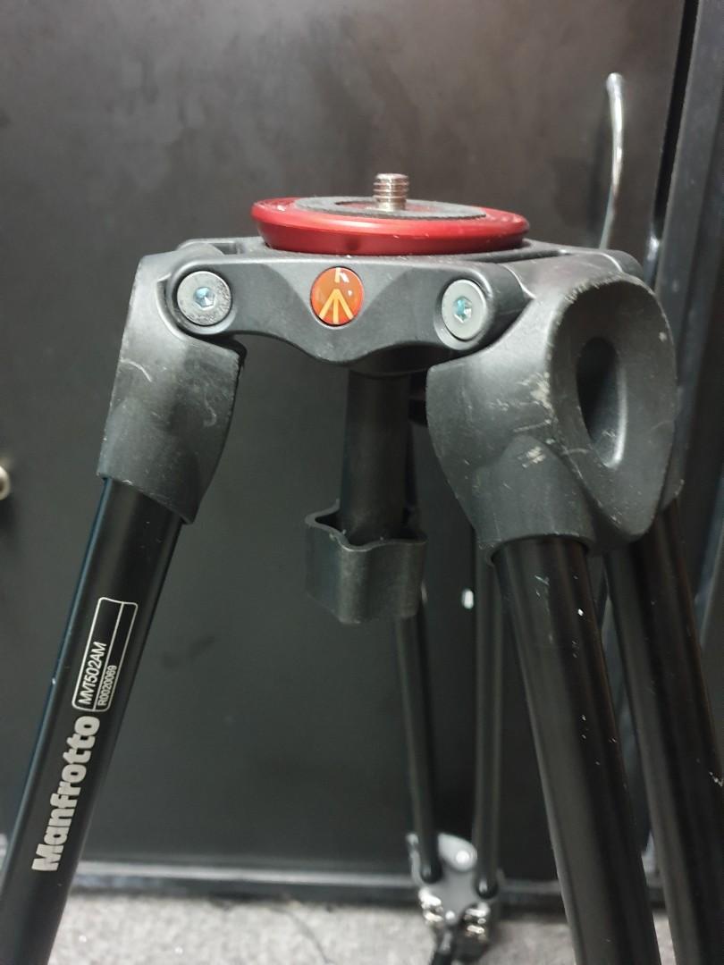 Manfrotto tripod legs with 75mm bowl leveler, Photography, Photography