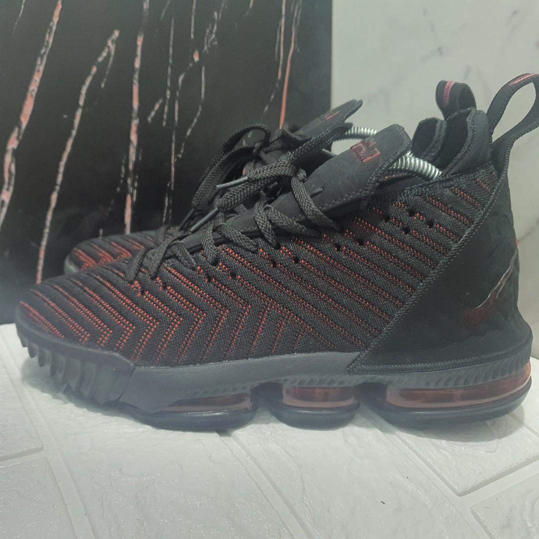 Nike lebron 16 fresh discount bred men's basketball shoe