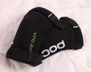 （分類：）位於 。 由 prepost 提交（商品編號 1124882000，圖片 1）。簡介： 。