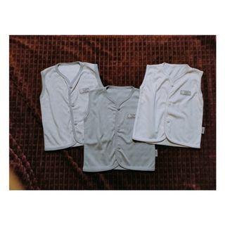 PRELOVED FLUFFY BABY baju kutung 3 pcs ukuran M 6-9 bulan