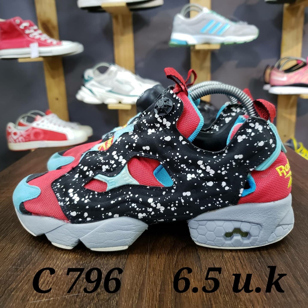 Reebok pump 218 sales