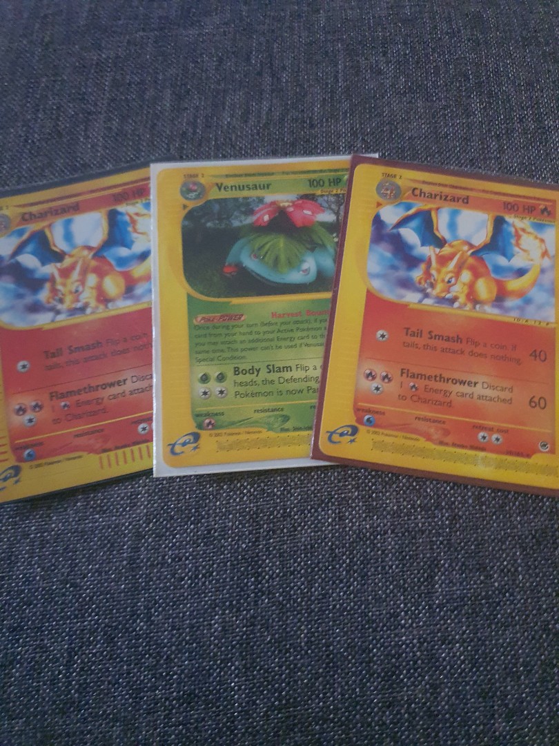 Reverse charizard and non holo , venusaur non holo, Hobbies & Toys