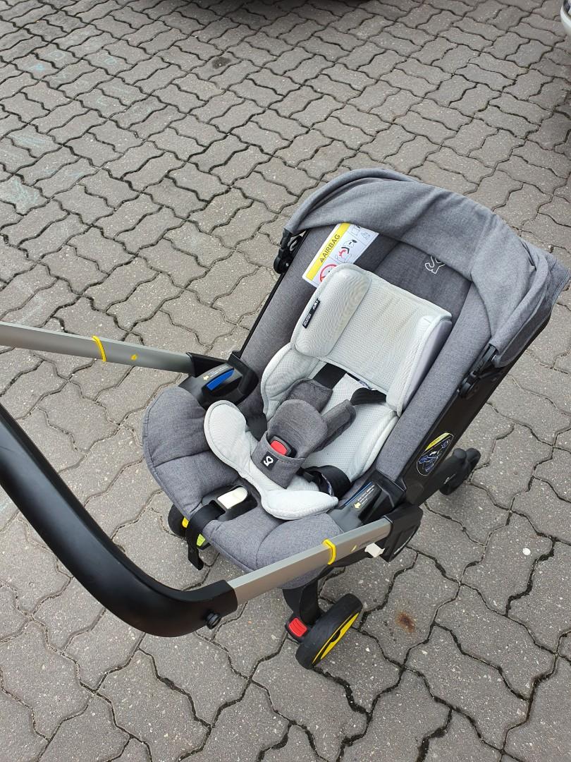 Seldomused ORIGINAL Doona Car Seat Stroller Storm Grey, Babies