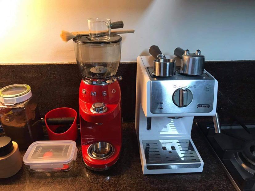 SMEG Coffee Grinder, TV & Home Appliances, Kitchen Appliances, Coffee