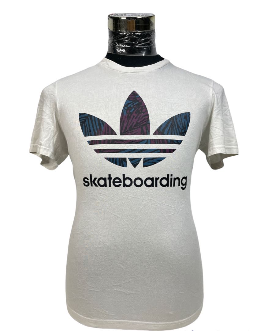 Remeras adidas skateboarding store