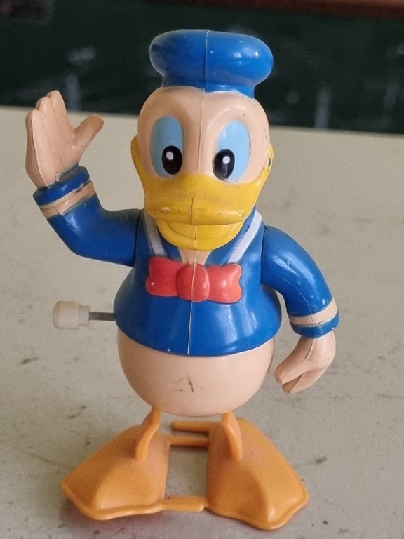 Vintage Tomy Donald Duck wind-up, Hobbies & Toys, Collectibles &  Memorabilia, Fan Merchandise on Carousell