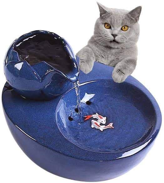 Water Fountain for Cats (Category: Homes & Other Pet Accessories) located in Pasay City. Submitted by meostore (Listing ID 1124801242, Image 1). Description: Item is in good condition, no issue at all, no crack, item is 110/120V and needs a step down transformer to work. With box! Pm for more details..