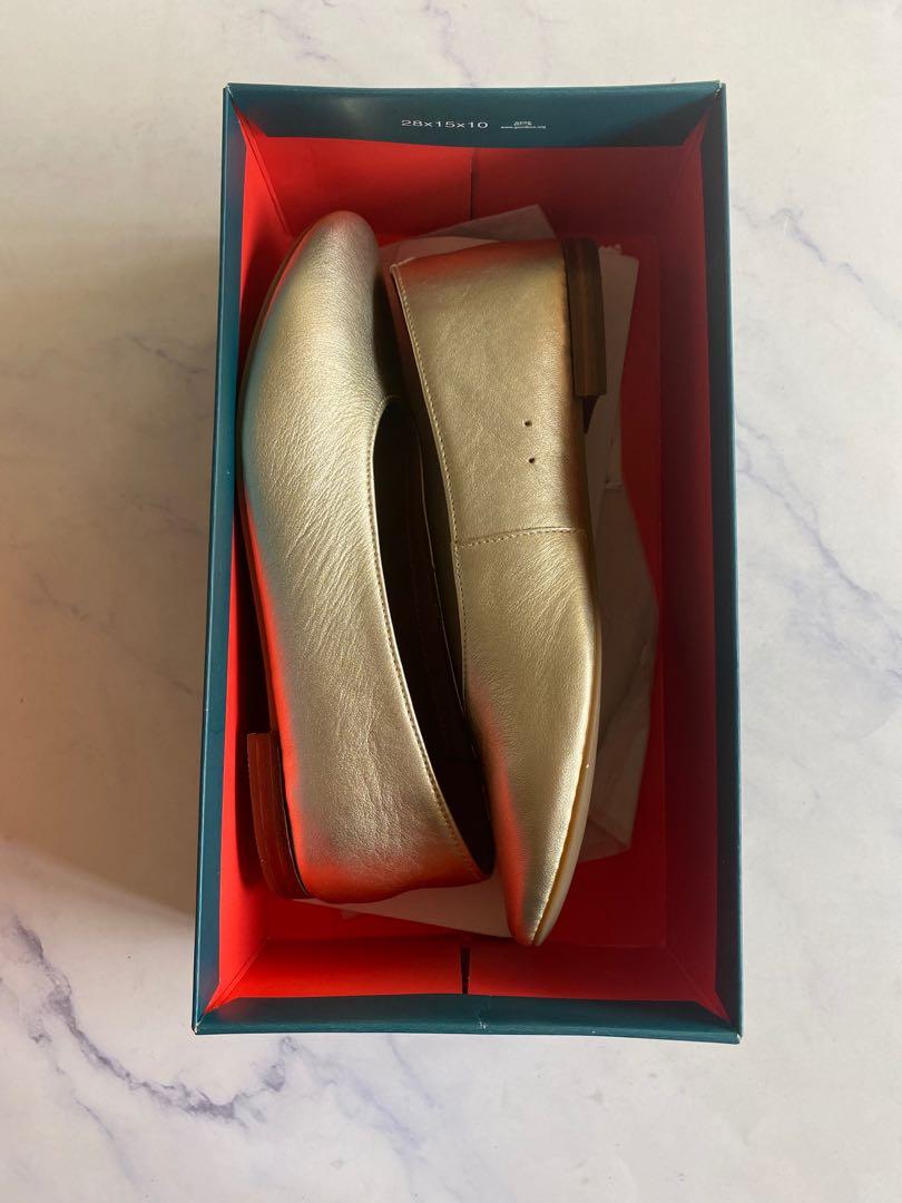 Aerosoles front hot sale runner flat