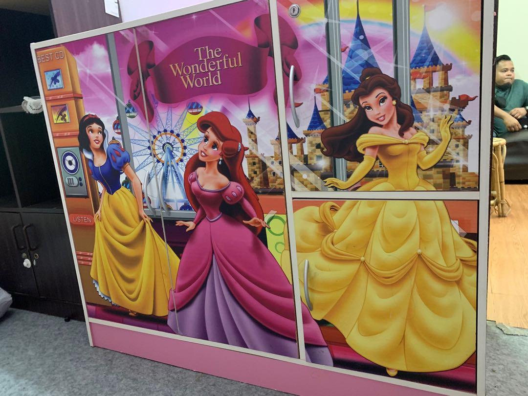 Almari Princess Princess cupboard