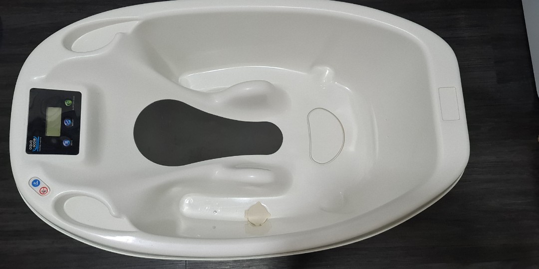 Aqua Scale - Digital Baby Scale and Bath, Babies & Kids, Bathing ...