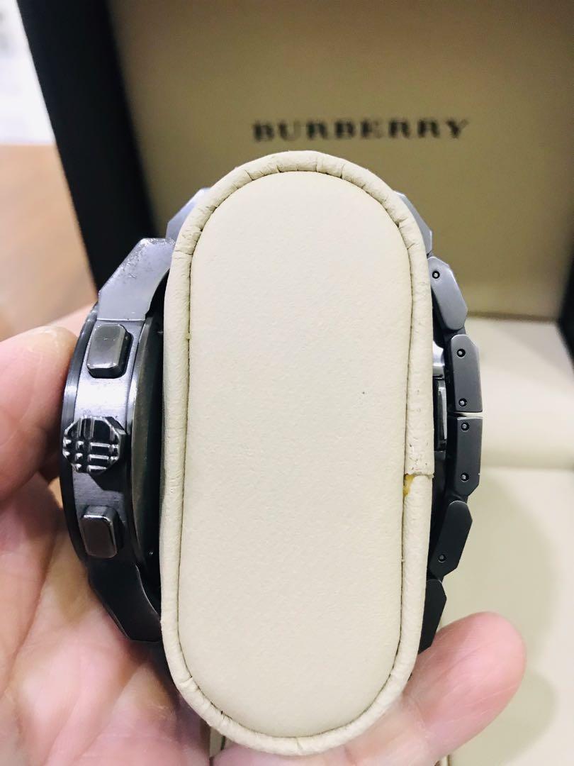 Burberry watch Men s Fashion Watches Accessories Watches on Carousell