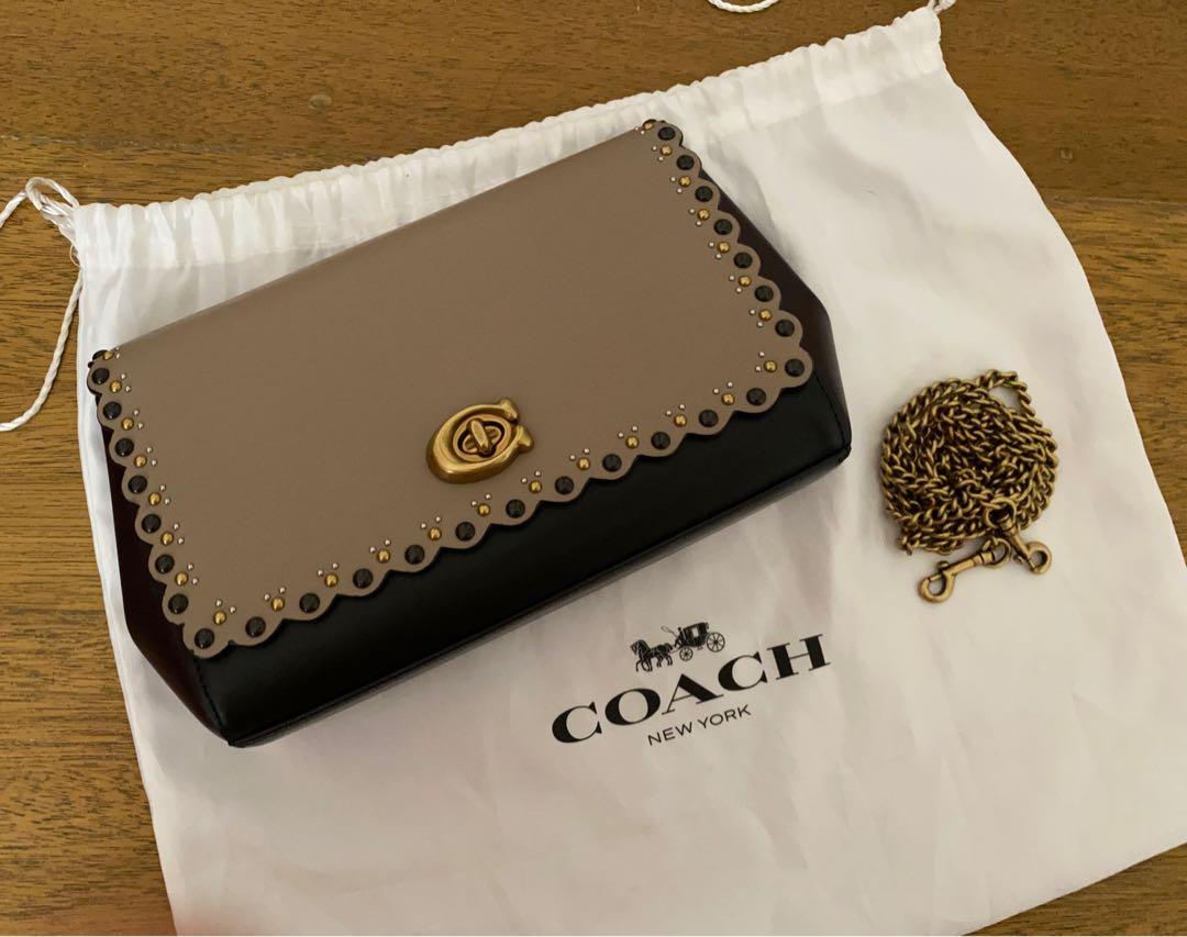 Coach alexa best sale clutch