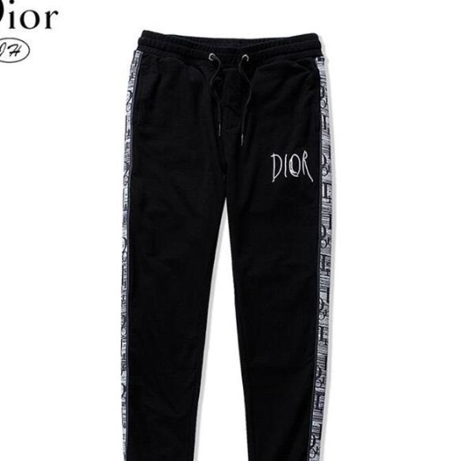 dior joggers, Men's Fashion, Bottoms, Joggers on Carousell