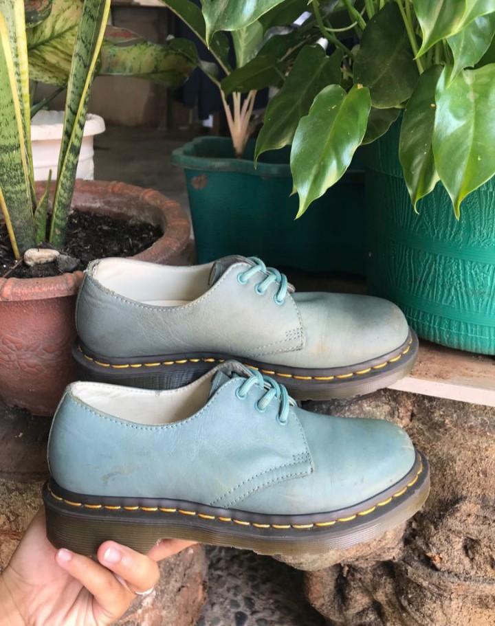 Blue moon virginia dr martens clearance
