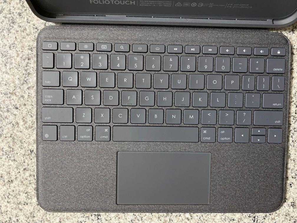Logitech Folio Touch Keyboard Case (iPad Air 4th Generation), Computers
