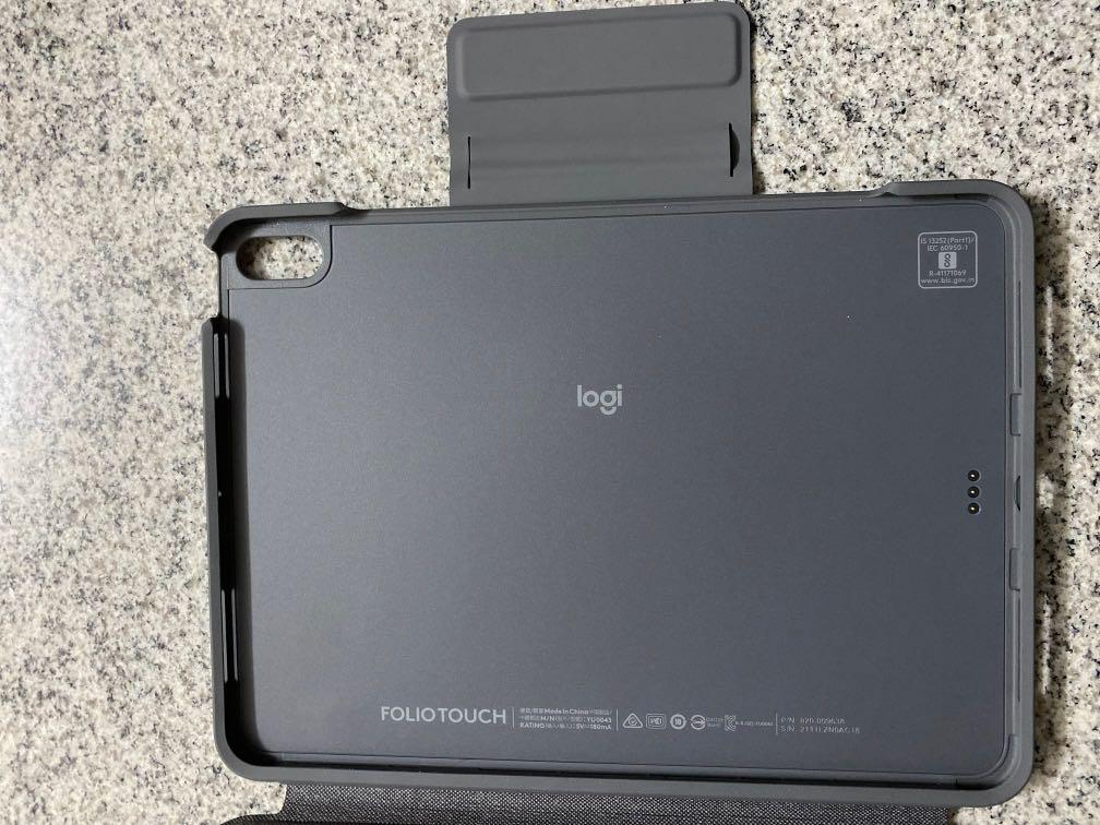Logitech Folio Touch Keyboard Case (iPad Air 4th Generation), Computers