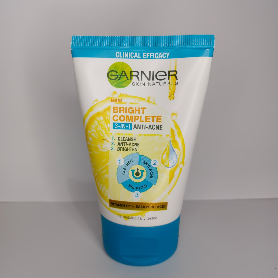 Garnier Bright Complete 3in1 Anti Acne Facial Wash 90 ml, Kesehatan