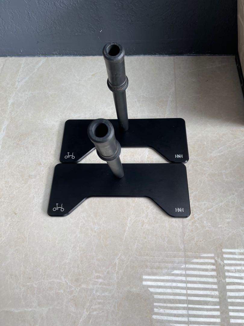 Brompton display stand hotsell