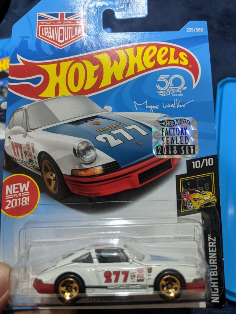 Porsche hot wheels 2018 hotsell