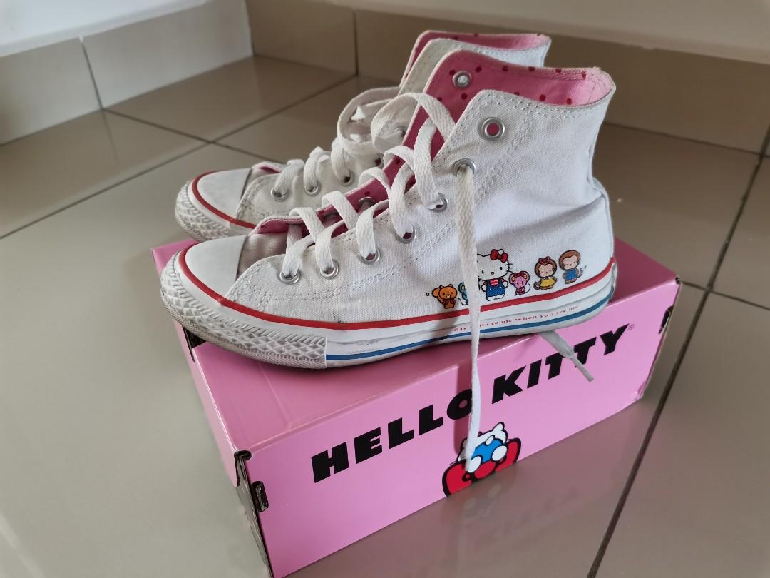 Hello kitty 2025 kids converse