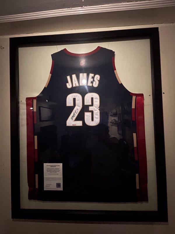 LEBRON JAMES SIGNED JERSEY 1st MVP YEAR, Hobbies & Toys