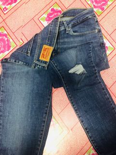(Category: ) located in . Submitted by cikgebubunga (Listing ID 1125063224, Image 1). Description: .