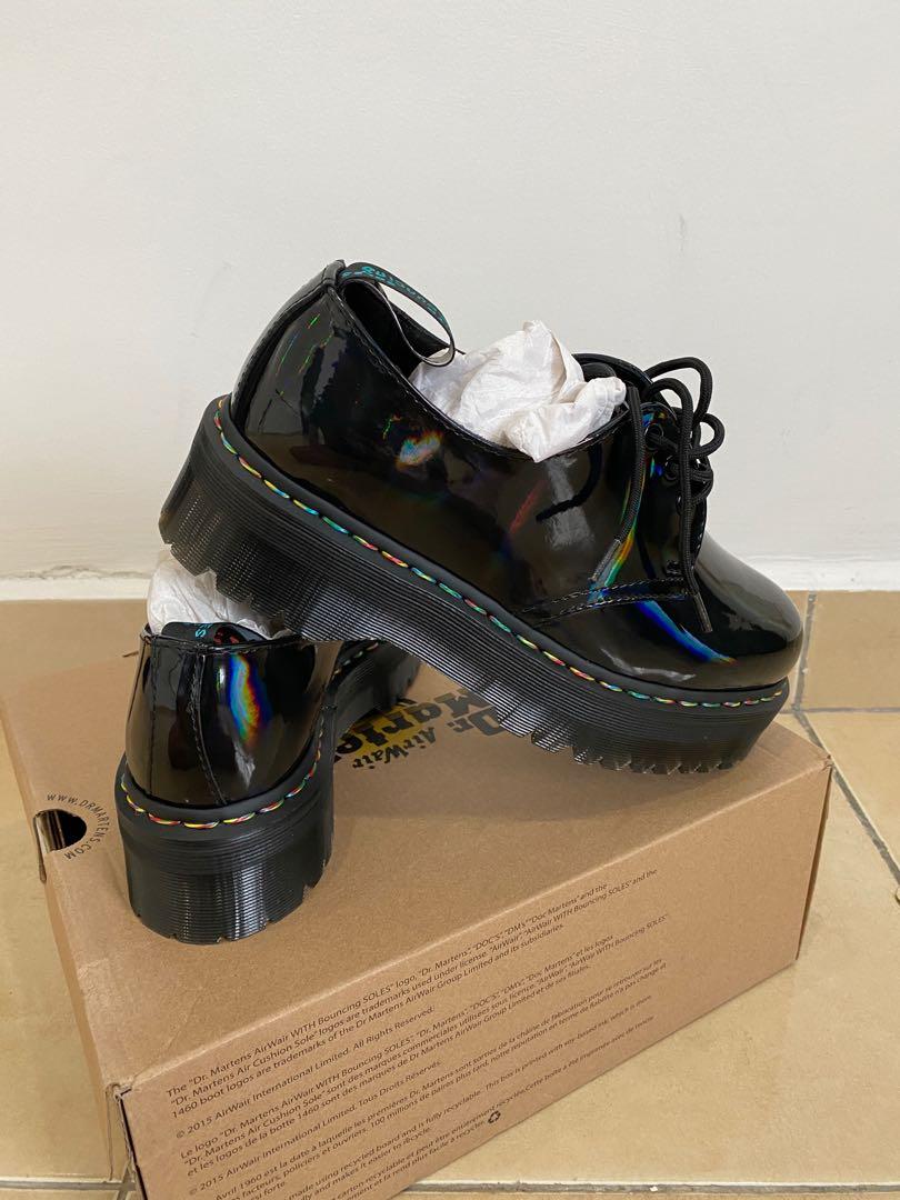 Dr martens 146 best sale rainbow patent