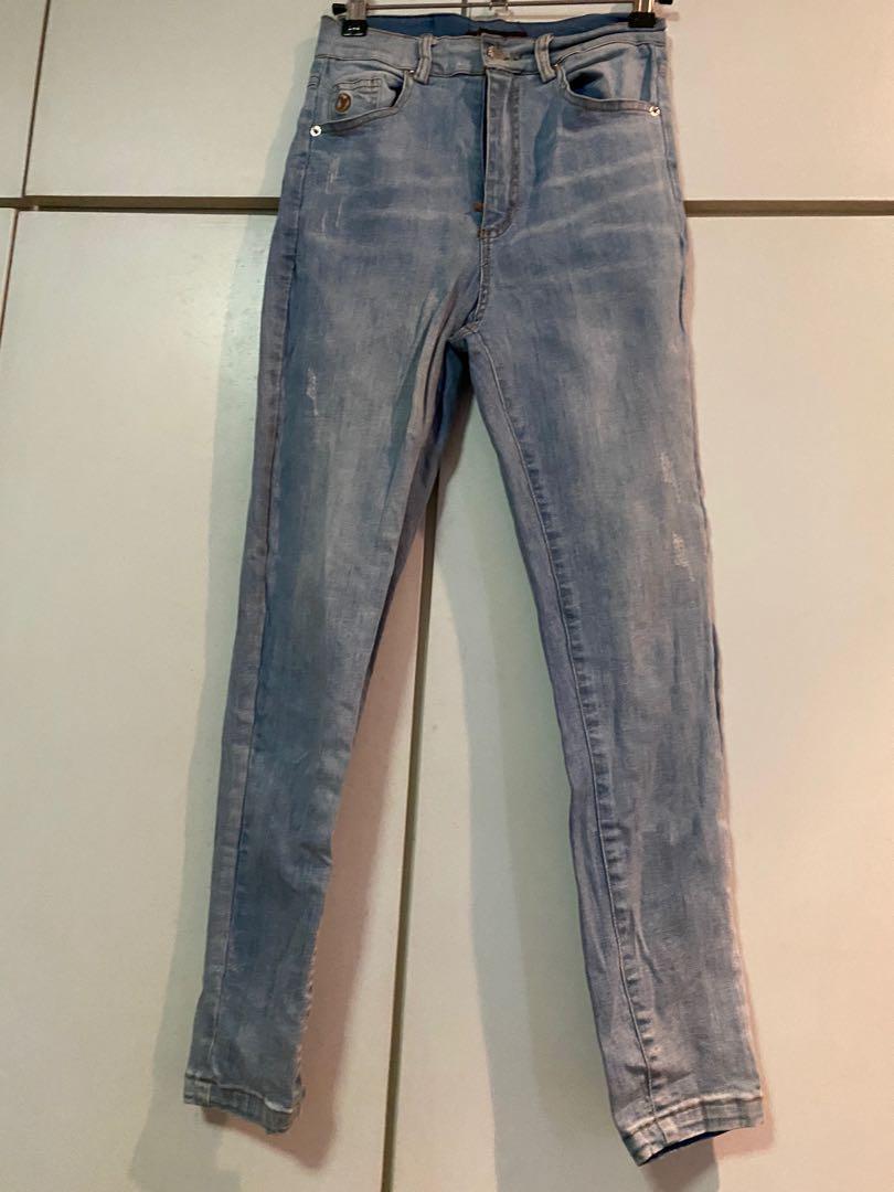 LOUIS VUITTON LADIES DENIM JEANS SIZE 38 (NO LABLE), Luxury, Apparel on  Carousell
