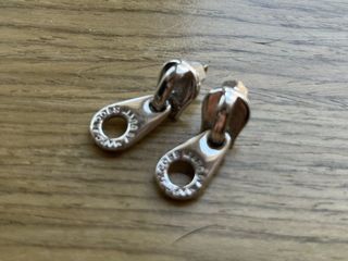 （分類：）位於 。 由 novakat 提交（商品編號 1124956365，圖片 1）。簡介： 。