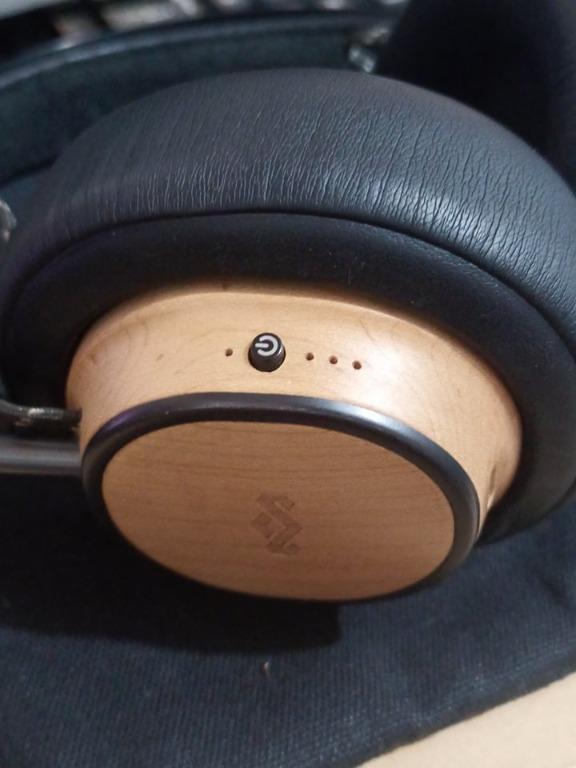 MARLEY HEADPHONE EXODUS! (Category: Headphones & Headsets) located in San Pedro. Submitted by aussiesurplus (Listing ID 1121985015, Image 3). Description: MARLEY HEADPHONE EXODUS! - 30-hour Play time - 50mm Driver - Bluetooth 5.0 - Foldable design - USB-C.