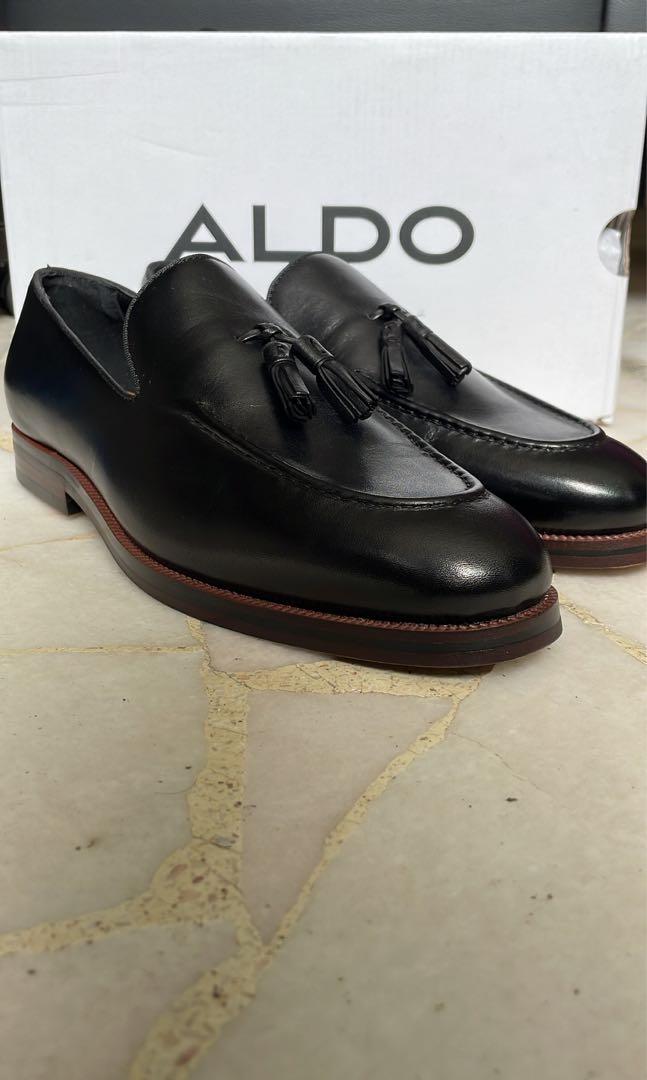 mus eller rotte Klimatiske bjerge tælle AUTHENTIC NEW US 8 Aldo Black Tassel Loafers, Men's Fashion, Footwear,  Dress Shoes on Carousell