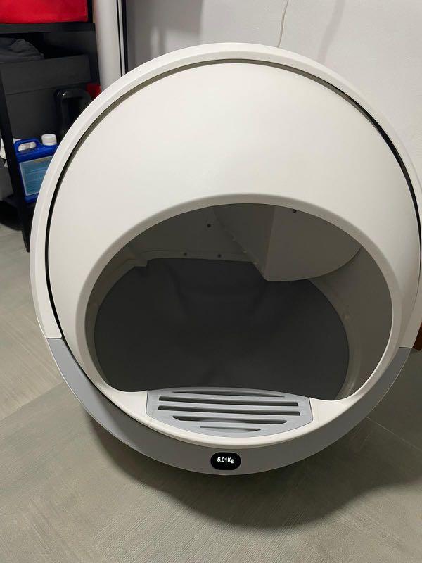 Petree litter robot with XL litter box 9mths warranty, Pet Supplies