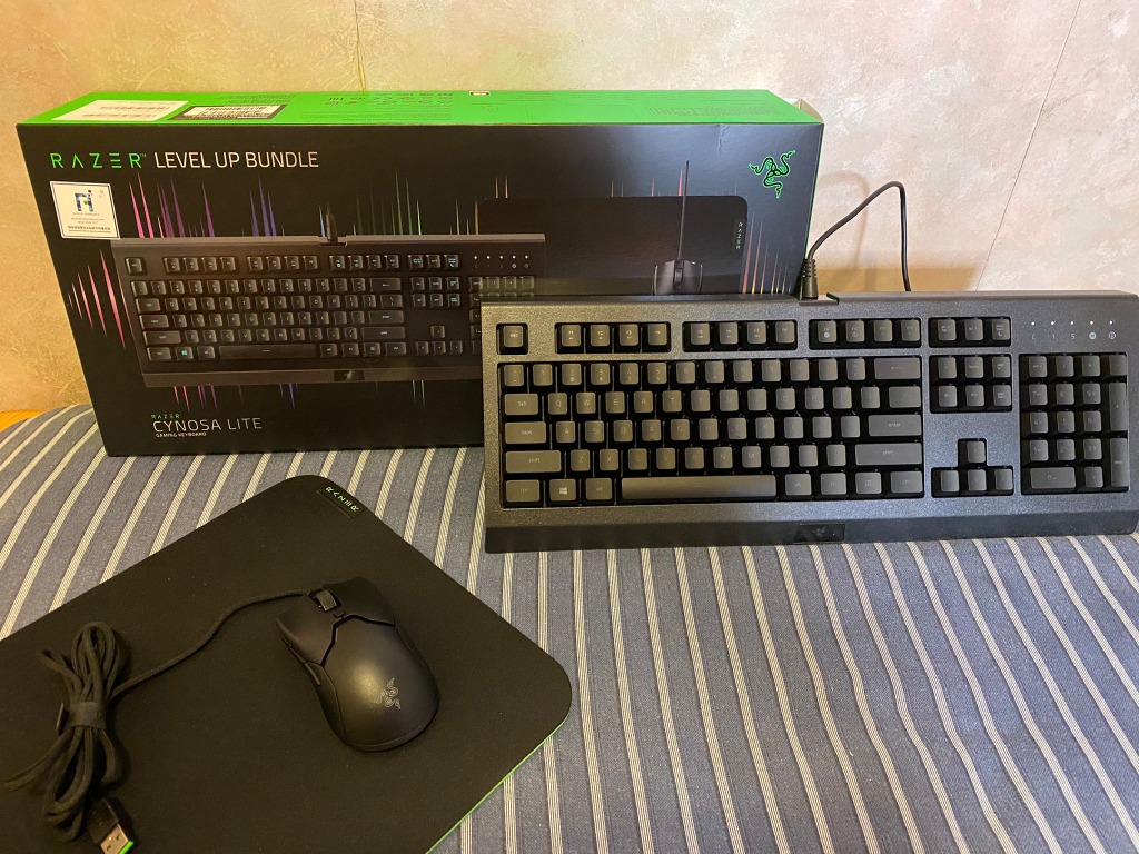 Razer Level Up Bundle - Cynosa Lite + Gigantus v2 + Viper Mini, 電腦＆ 平板電腦,  電腦周邊產品, 電腦滑鼠及相關產品- Carousell