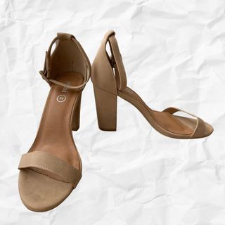 Rubi Nude Strappy Heels 38, Women's Fashion, Footwear, Heels on Carousell