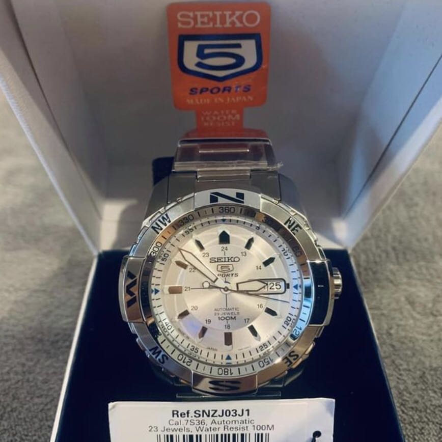 Seiko Sports SNZJ03 SNZJ03J1 Men s Fashion Watches Accessories Watches on Carousell