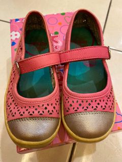 (Category: ) located in . Submitted by ivykwan.1 (Listing ID 1125020071, Image 1). Description: .