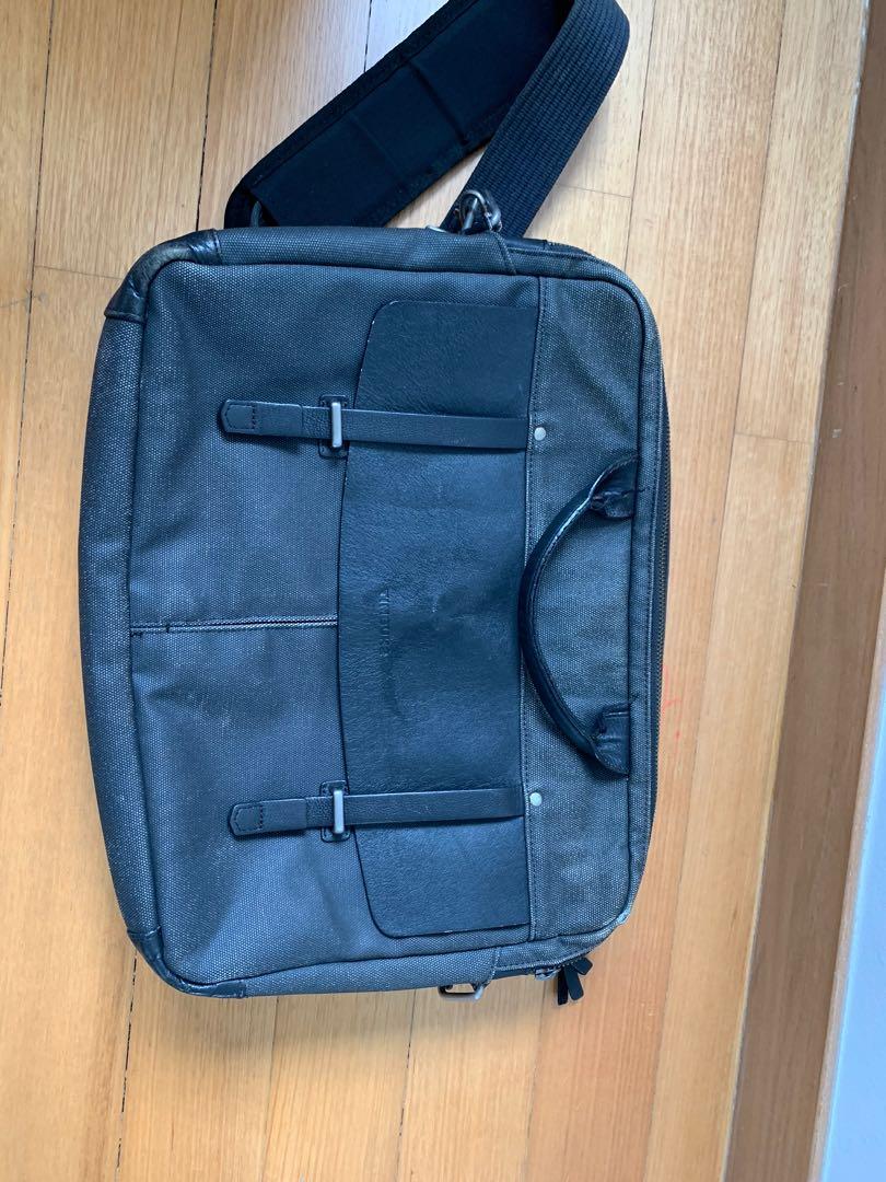 Timbuk2 Hudson Briefcase Men s Fashion Bags Briefcases on Carousell