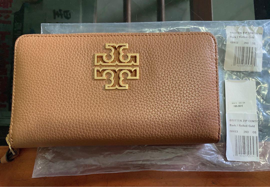 Tory Burch Britten Zip Continent Wallet, Women's Fashion, Bags & Wallets,  Purses & Pouches on Carousell