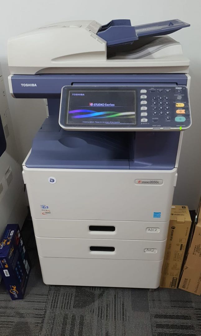 Toshiba eSTUDIO 2050c, Computers & Tech, Printers, Scanners & Copiers