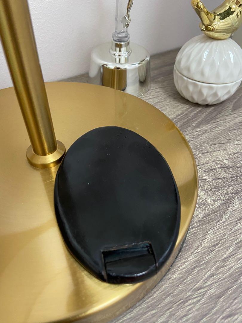 Vietnam Compact Pocket Mirror (Category: Makeup) located in Quezon City. Submitted by ashi_shop (Listing ID 1124940978, Image 2). Description: Vietnam Compact Mirror Made of Wood Very light and handy Selling for only P160.