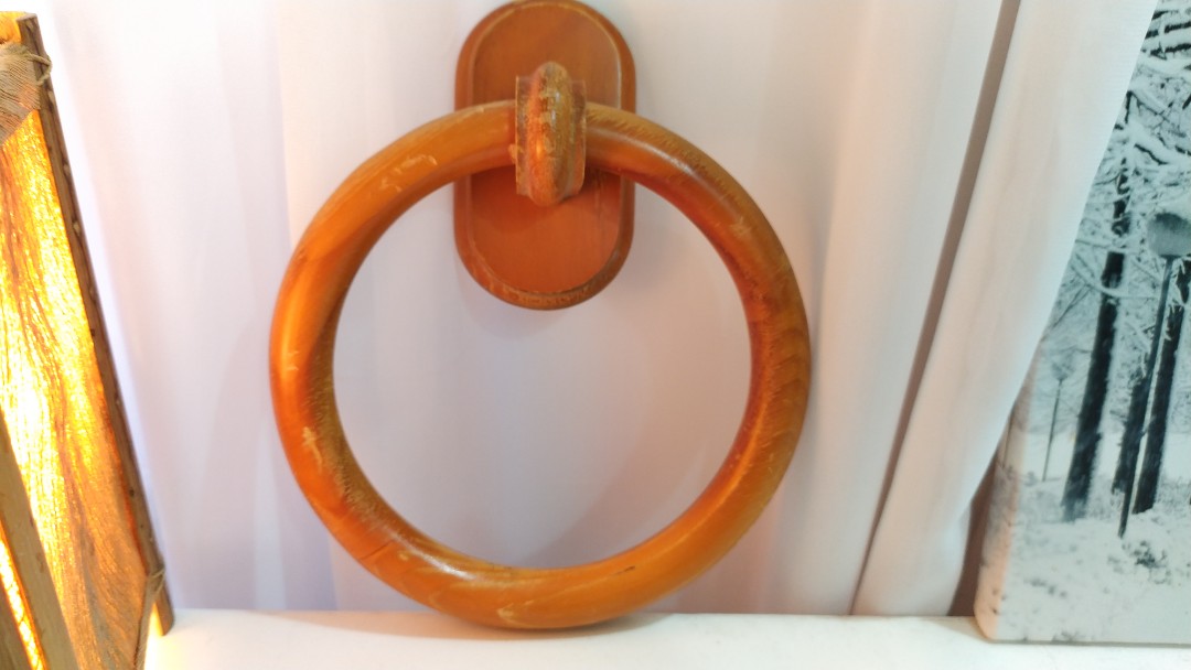 Wooden ring towel vintage, Furniture & Home Living, Home Improvement