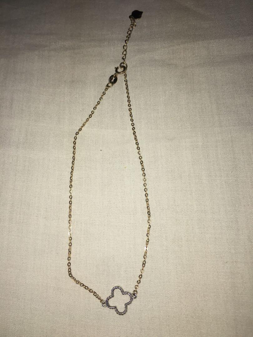 14k gold clover anklet (Category: Anklets) located in Cagayan de Oro. Submitted by kaggerrohsweets (Listing ID 1125242206, Image 2). Description: My clover anklet 14k gold Bought it at FC Sf by buyer.