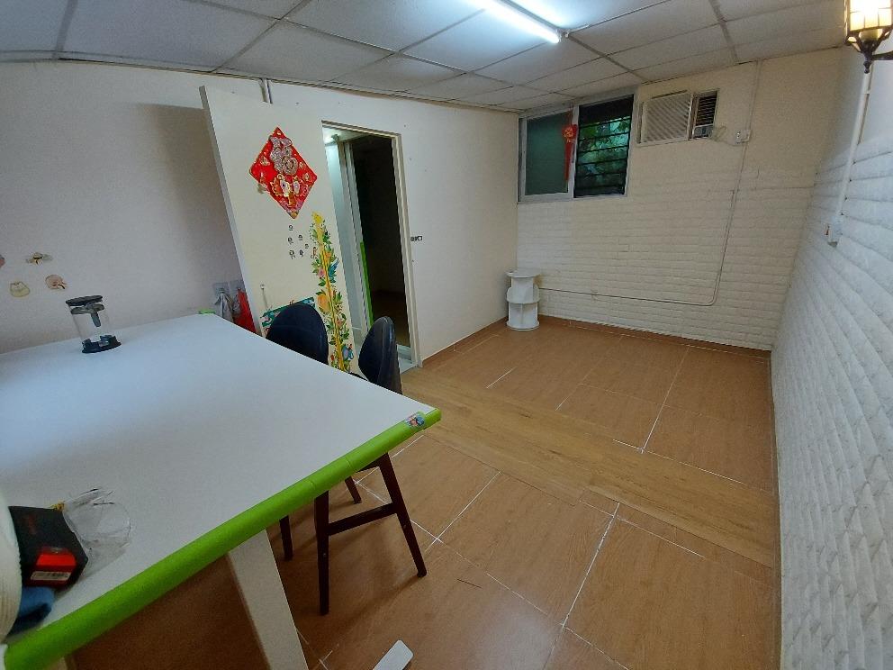荃灣村屋平房石屋出租/300呎實用/開揚一房一廳獨立廚廁/月租$5500免佣, 樓盤, 樓盤出租, 村屋- Carousell